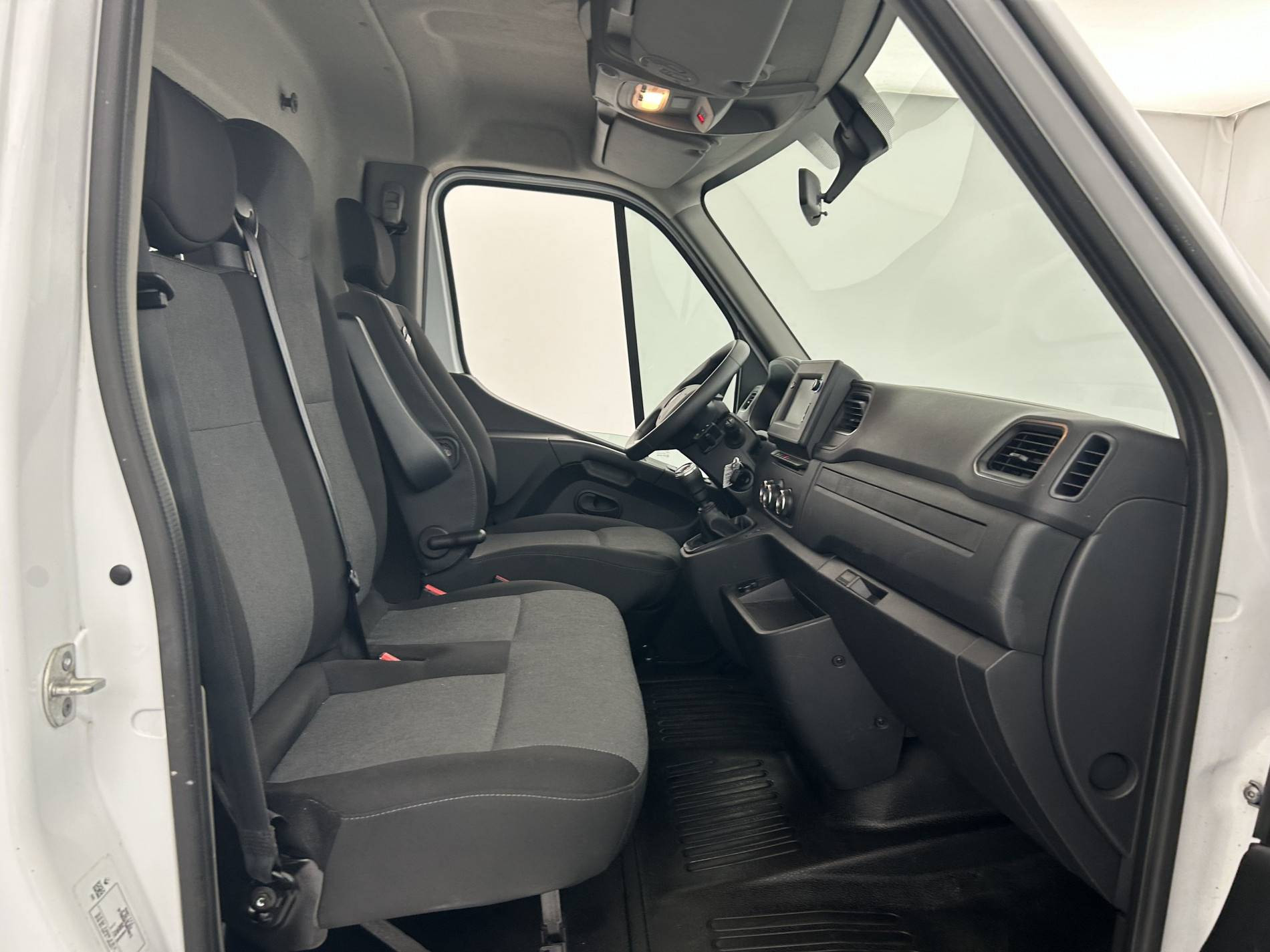 Vente en ligne Renault Master 3 Châssis Cabine MASTER CC TRAC F3500 L3 ENERGY DCI 150 au prix de 27 990 €