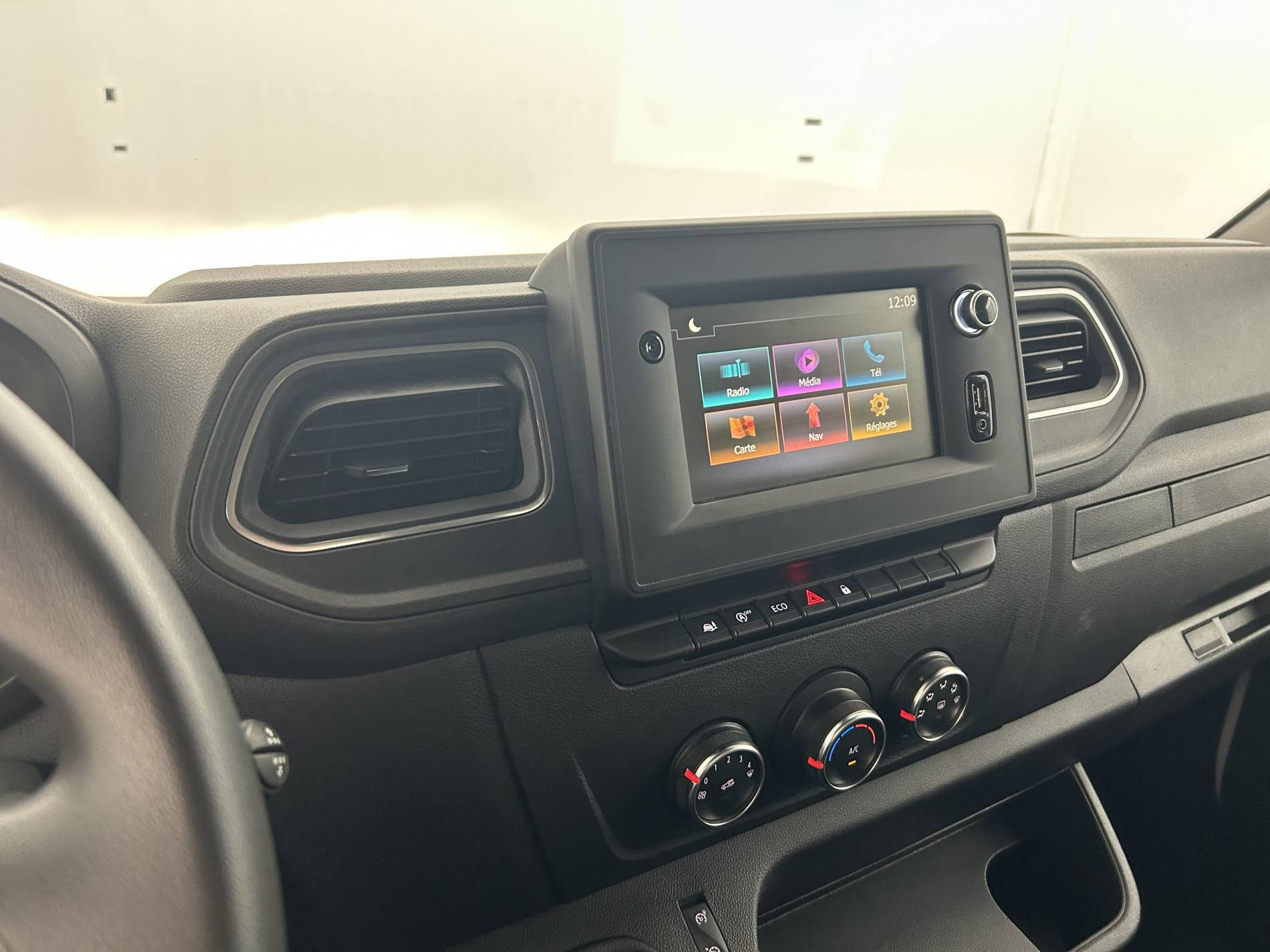Vente en ligne Renault Master 3 Châssis Cabine MASTER CC TRAC F3500 L3 ENERGY DCI 150 au prix de 27 990 €