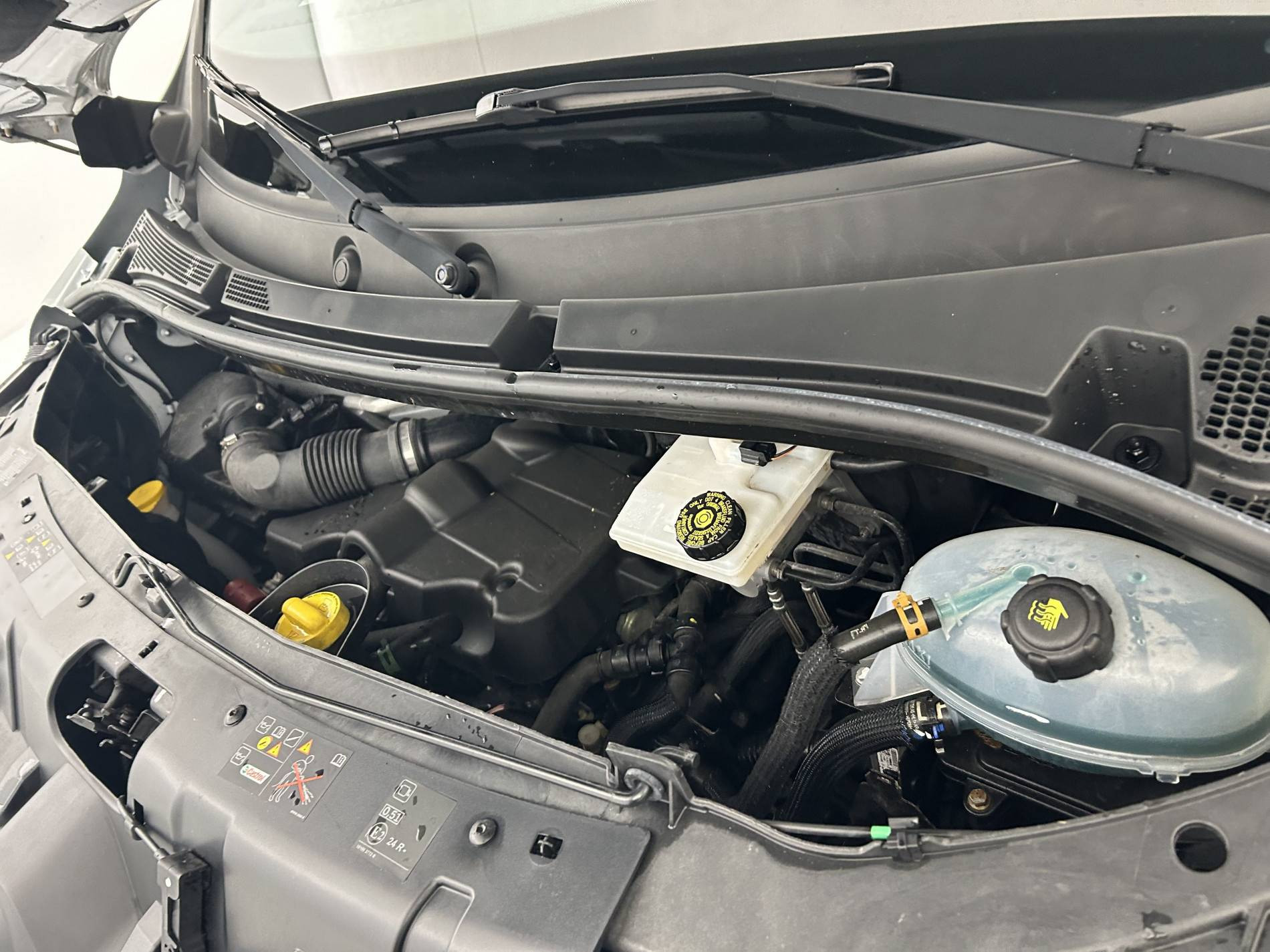 Vente en ligne Renault Master 3 Châssis Cabine MASTER CC TRAC F3500 L3 ENERGY DCI 150 au prix de 27 990 €