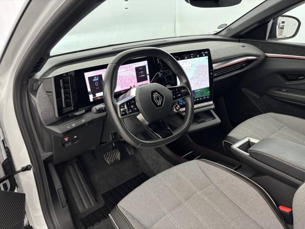 Vente en ligne Renault Megane E-Tech  EV60 220 ch super charge au prix de 24 999 €