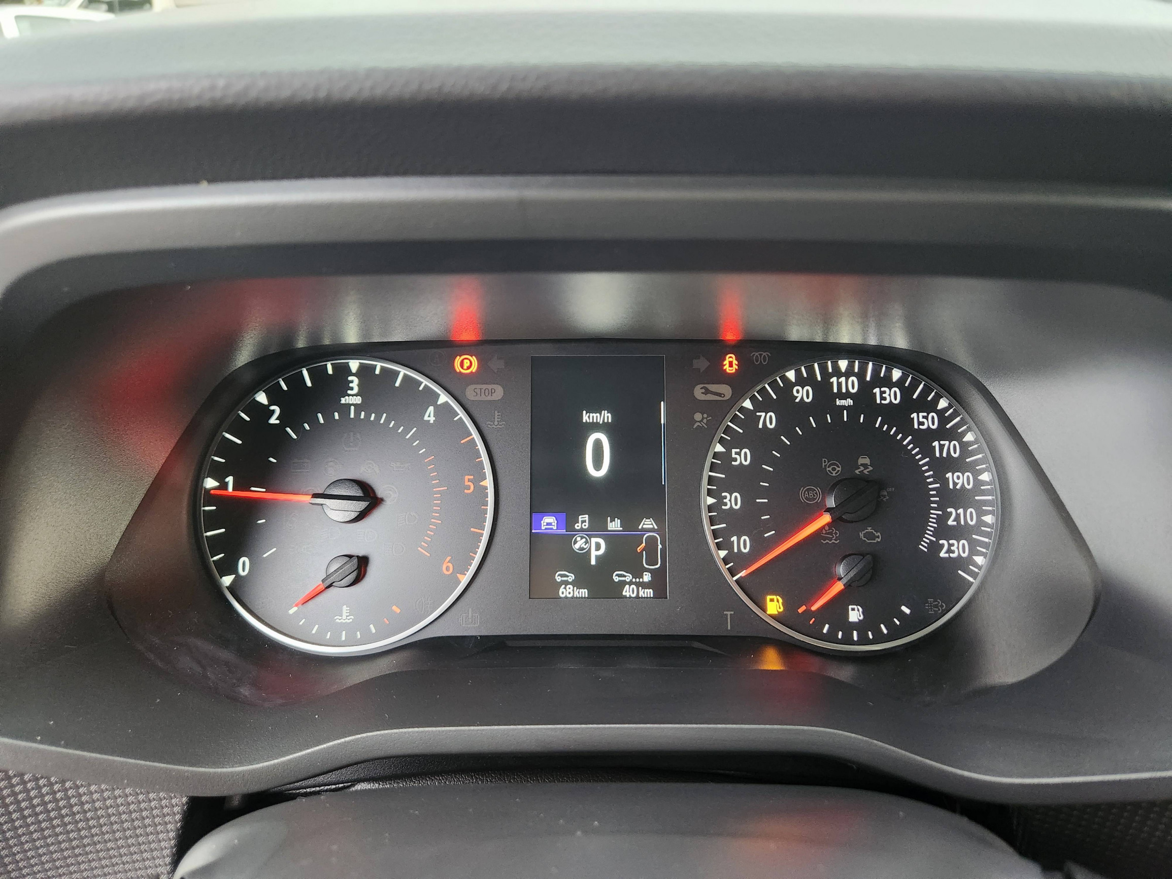 Vente en ligne Renault Trafic 3 Fourgon TRAFIC FGN L1H1 2800 KG BLUE DCI 150 EDC au prix de 34 490 €