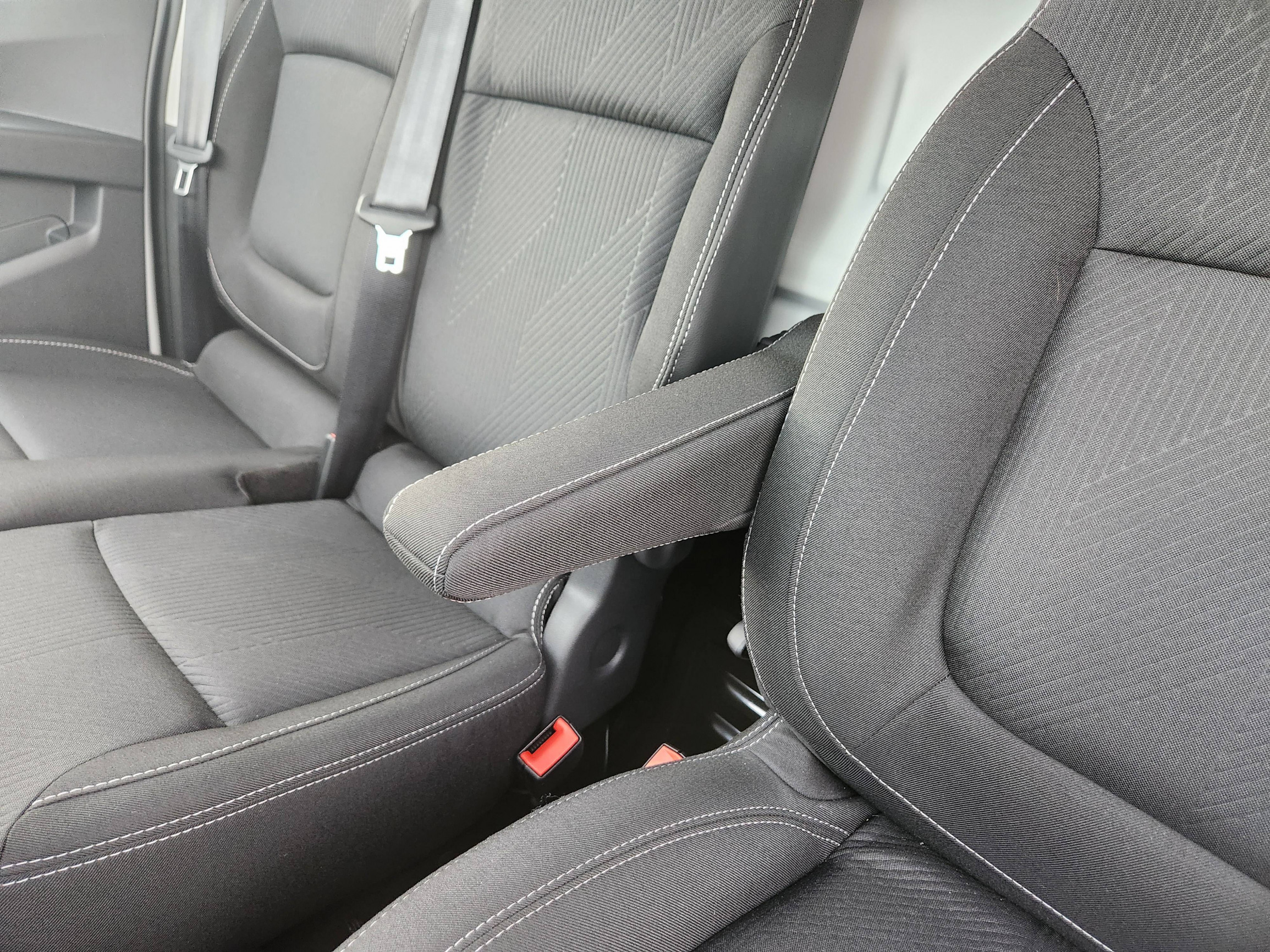 Vente en ligne Renault Trafic 3 Fourgon TRAFIC FGN L1H1 2800 KG BLUE DCI 150 EDC au prix de 34 490 €