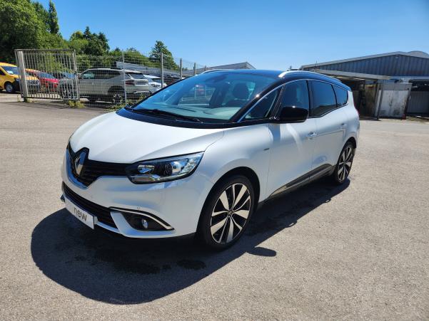 Vente en ligne Renault Grand Scenic 4 Grand Scenic Blue dCi 120 au prix de 18 999 €