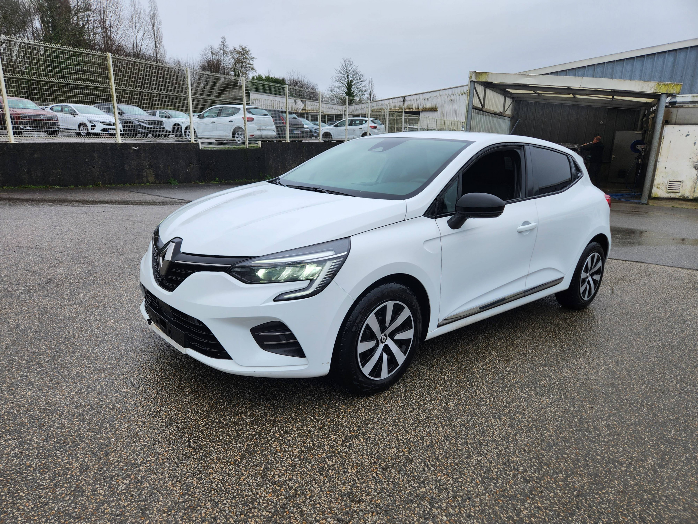 Renault Clio 5 Clio TCe 90 occasion de 2023 en vente à Morlaix