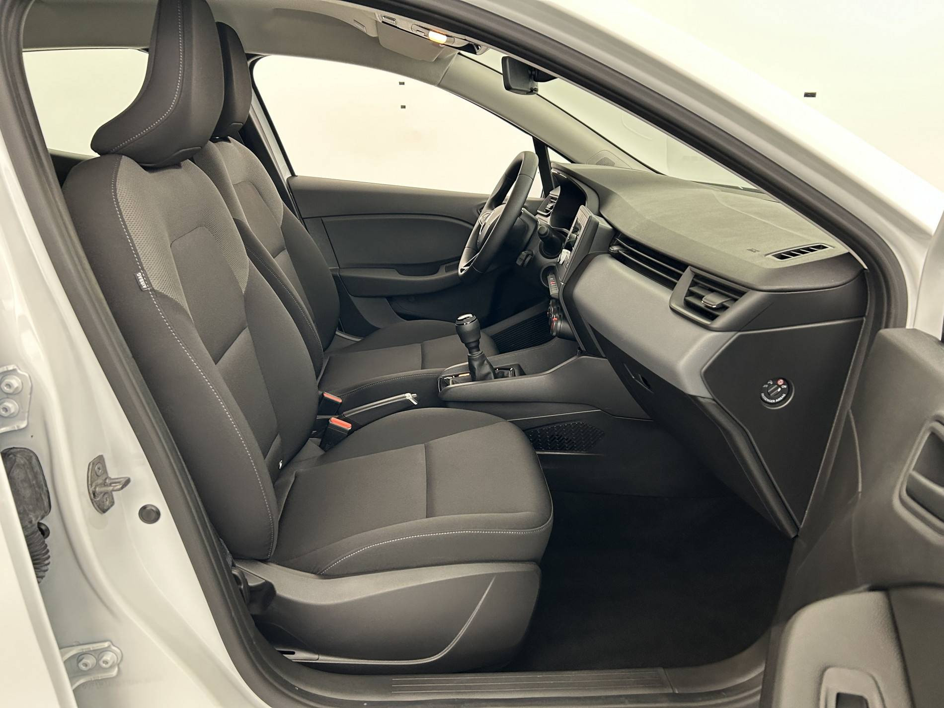 Vente en ligne Renault Clio 5 Clio SCe 65 au prix de 13 790 €