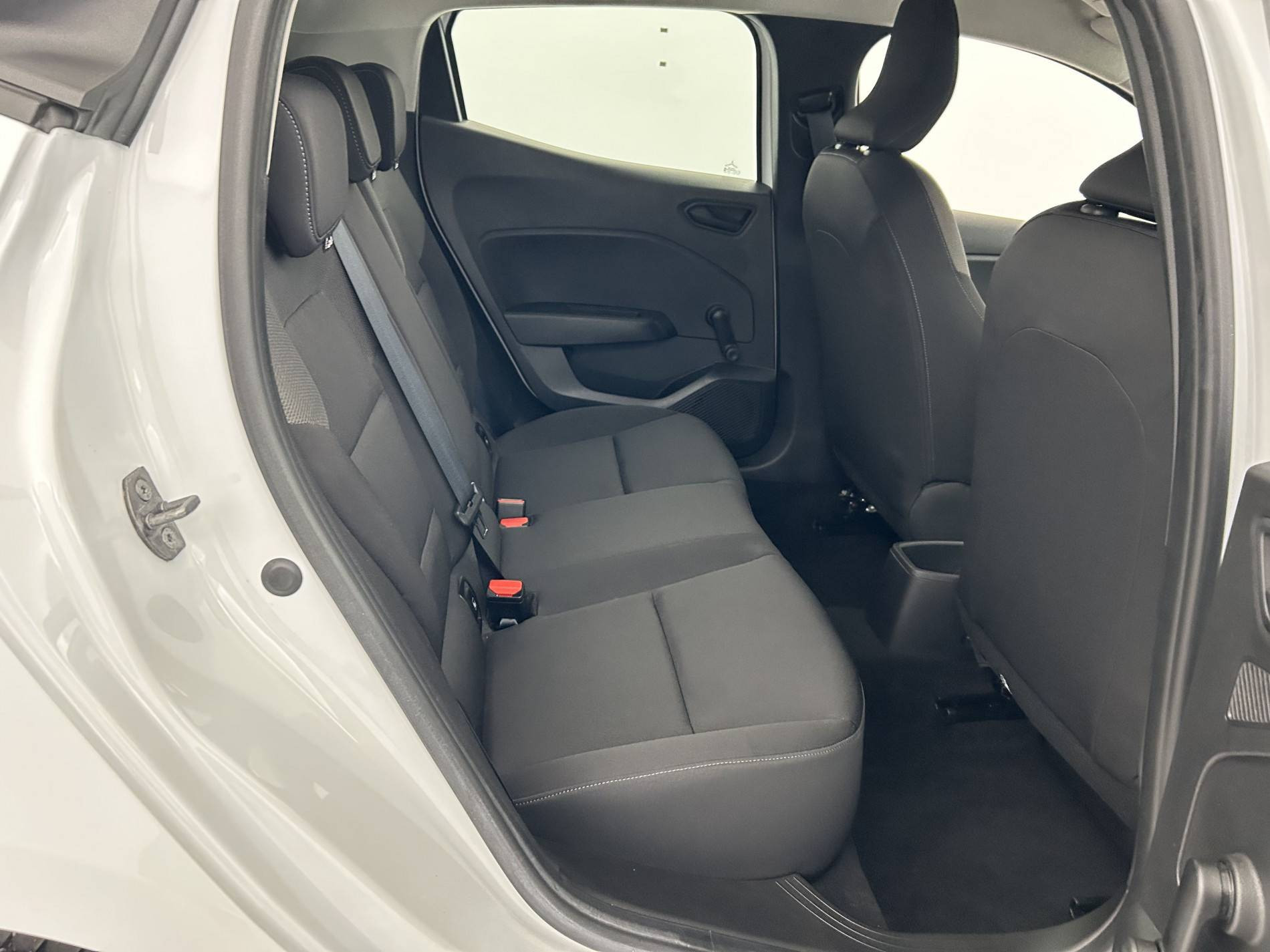 Vente en ligne Renault Clio 5 Clio SCe 65 au prix de 13 790 €