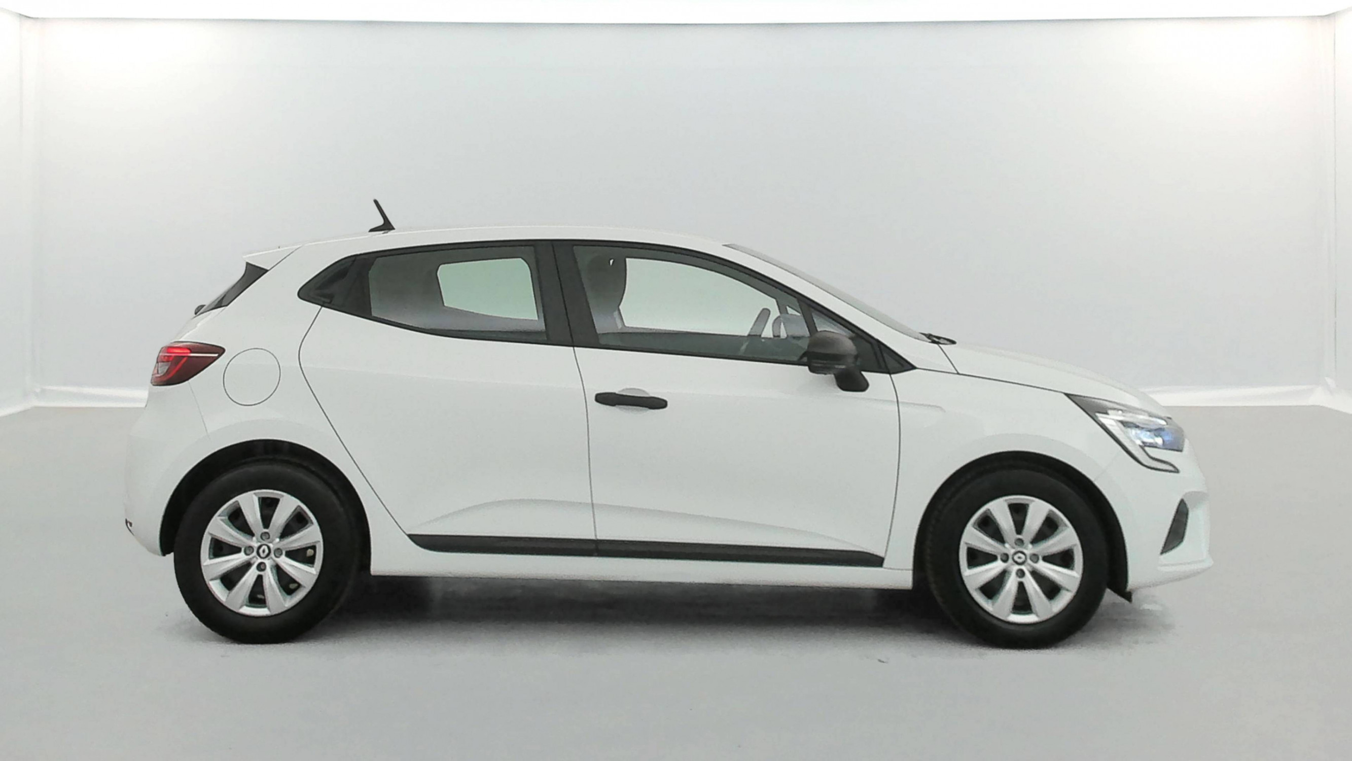 Vente en ligne Renault Clio 5 Clio SCe 65 au prix de 13 790 €