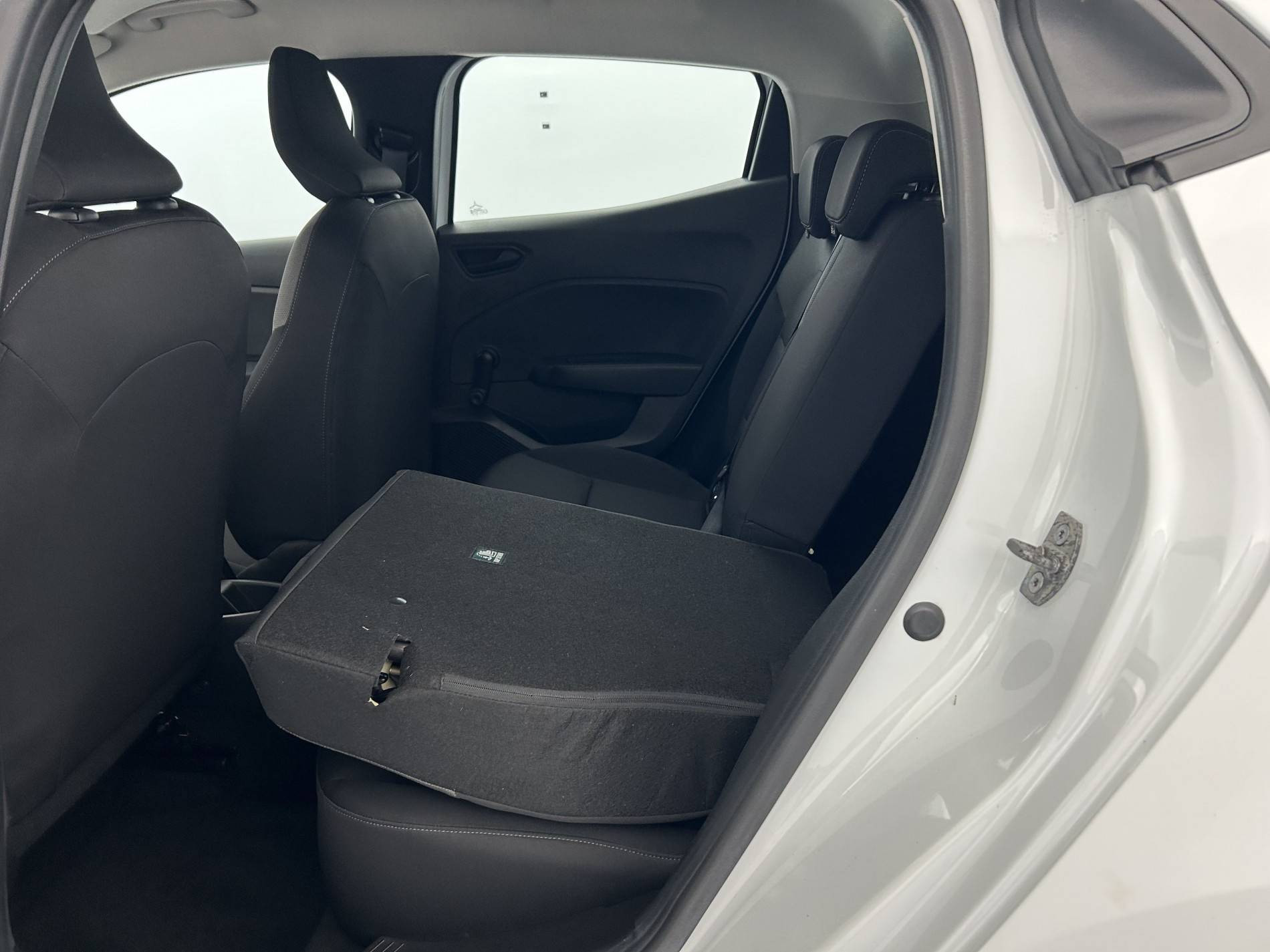 Vente en ligne Renault Clio 5 Clio SCe 65 au prix de 13 790 €