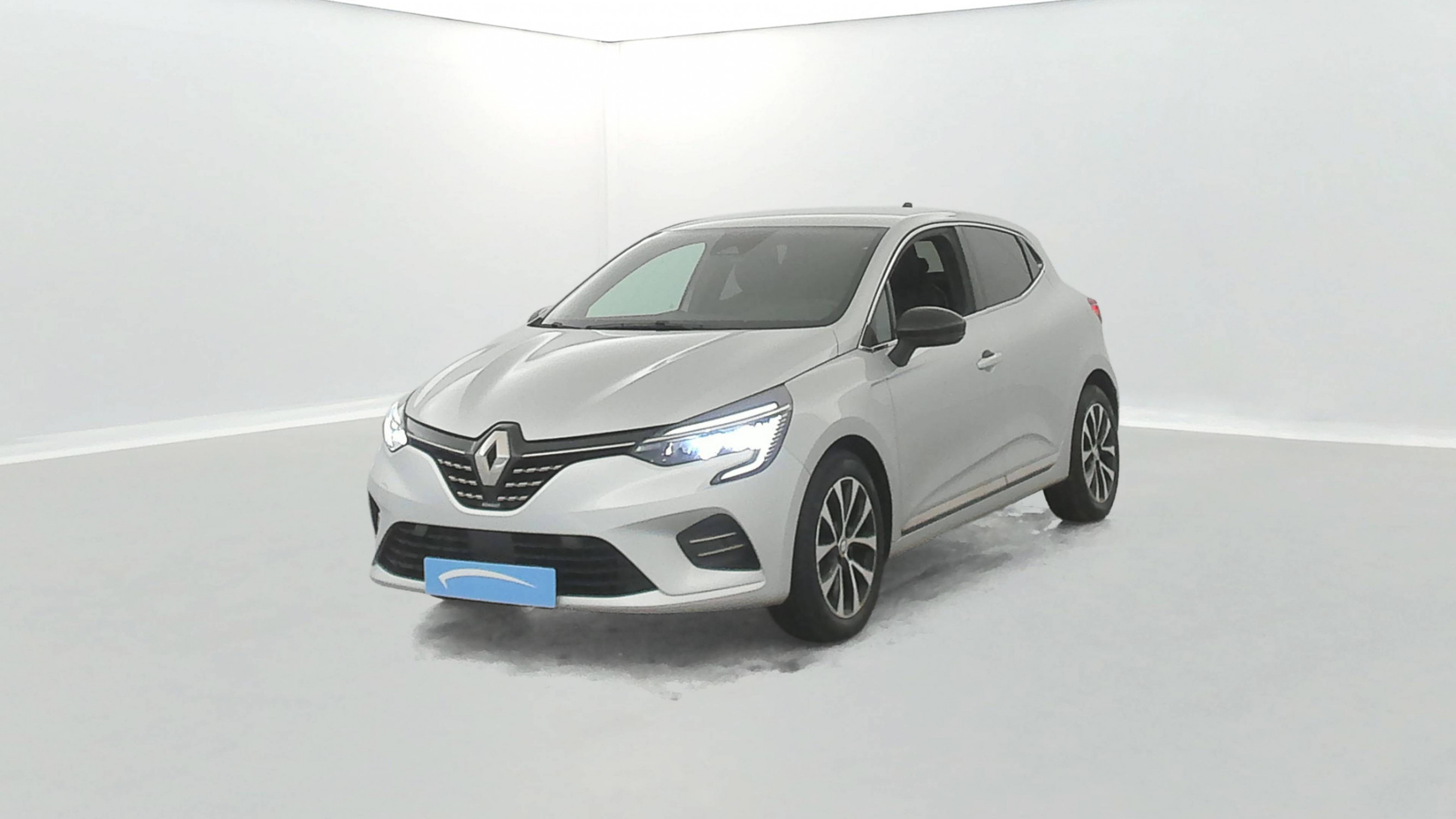 Renault Clio 5 Clio TCe 90 occasion de 2023 en vente à Morlaix