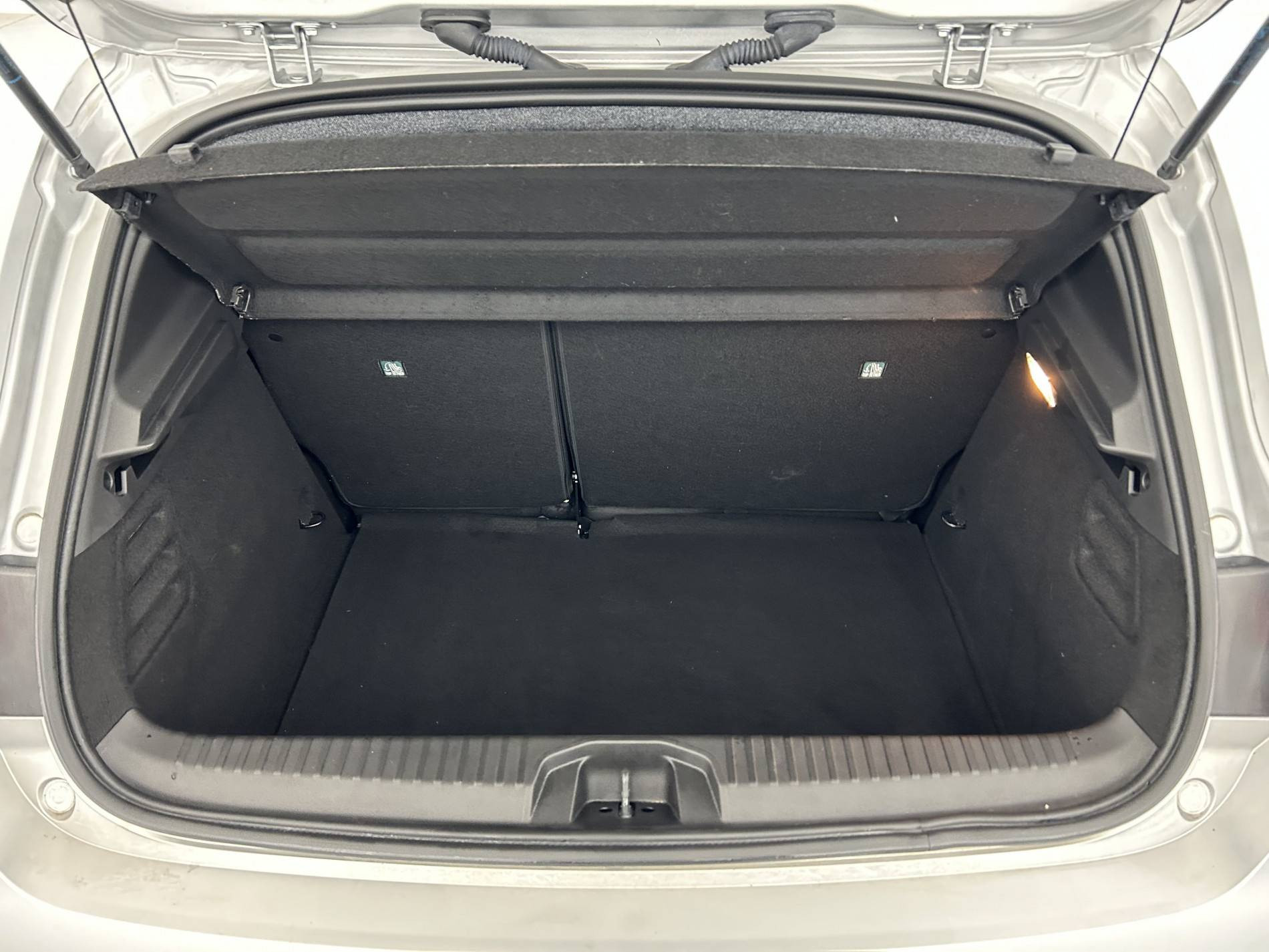 Vente en ligne Renault Clio 5 Clio TCe 90 au prix de 15 999 €