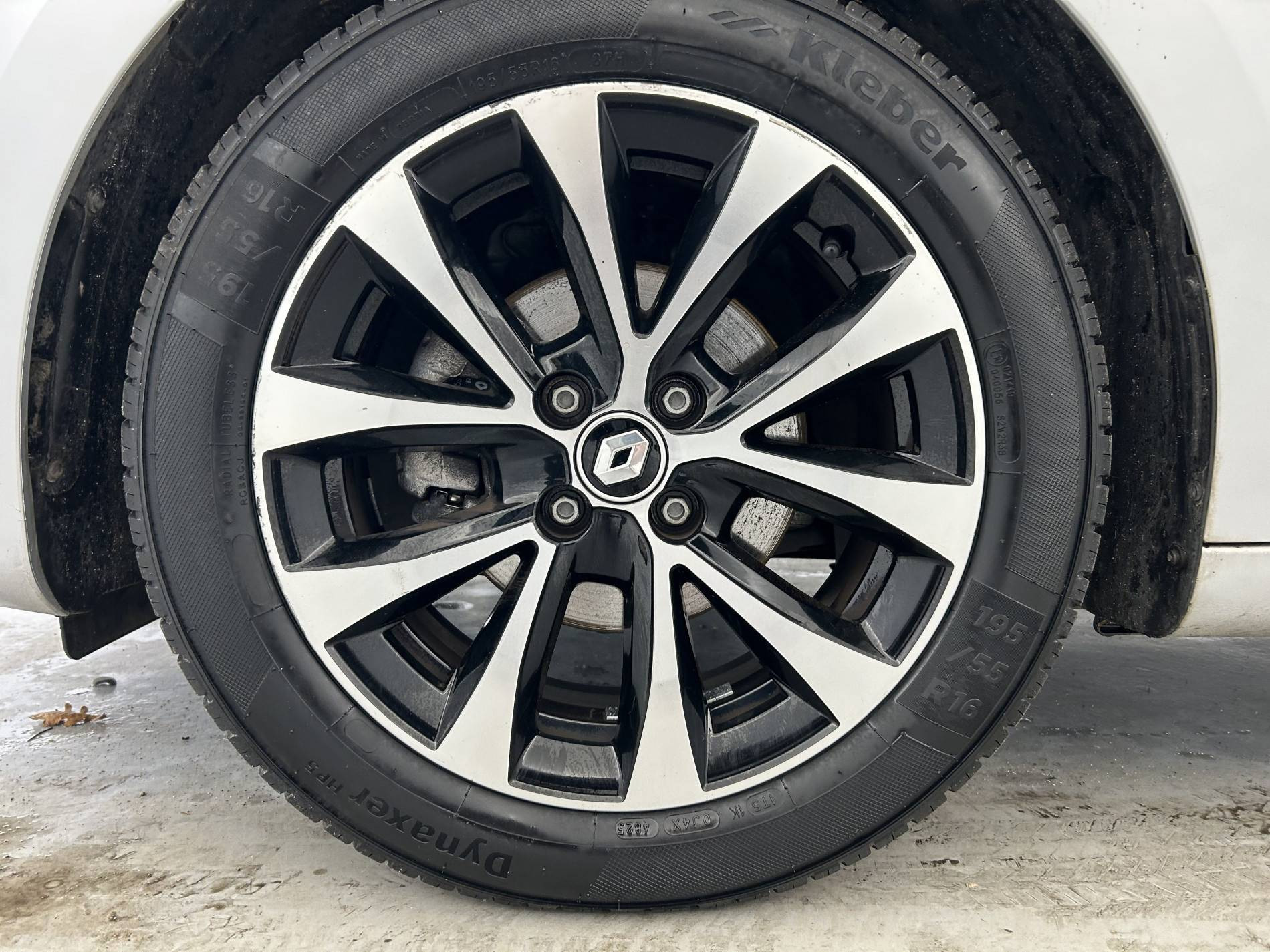 Vente en ligne Renault Clio 5 Clio TCe 90 au prix de 15 999 €