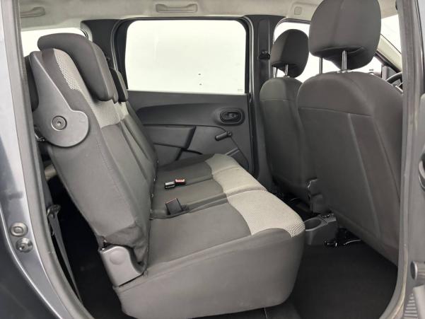 Vente en ligne Dacia Lodgy  Blue dCi 115 7 places au prix de 15 499 €