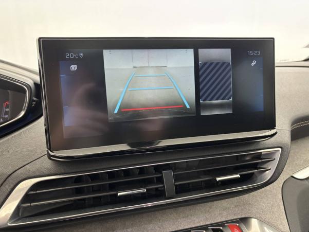 Vente en ligne Peugeot 3008  BlueHDi 130ch S&S EAT8 au prix de 25 999 €