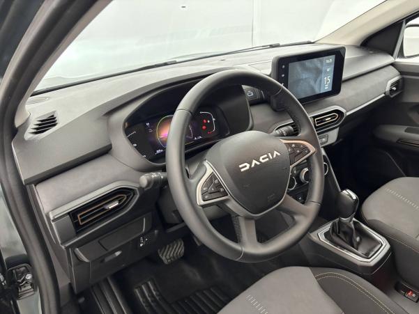 Vente en ligne Dacia Jogger  Hybrid 140 7 places au prix de 26 999 €