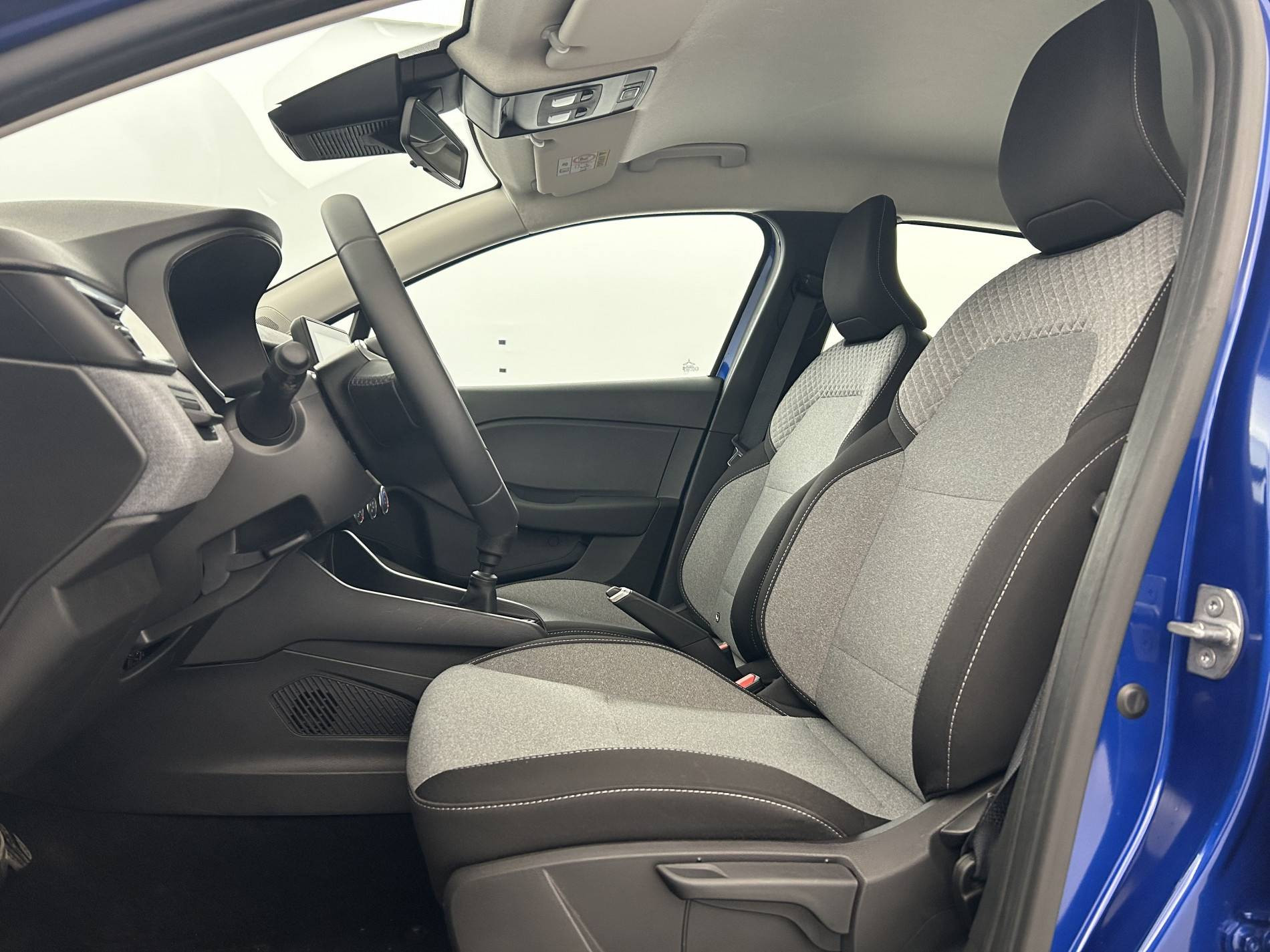 Vente en ligne Renault Clio 5 Clio Blue dCi 100 ch GSR2 au prix de 16 890 €