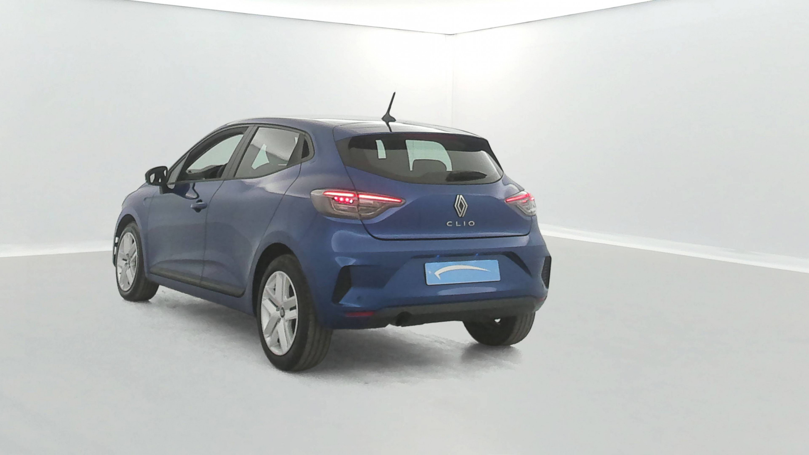 Vente en ligne Renault Clio 5 Clio Blue dCi 100 ch GSR2 au prix de 16 890 €