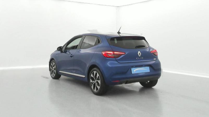 Vente en ligne Renault Clio 5 Clio Blue dCi 100 au prix de 16 390 €