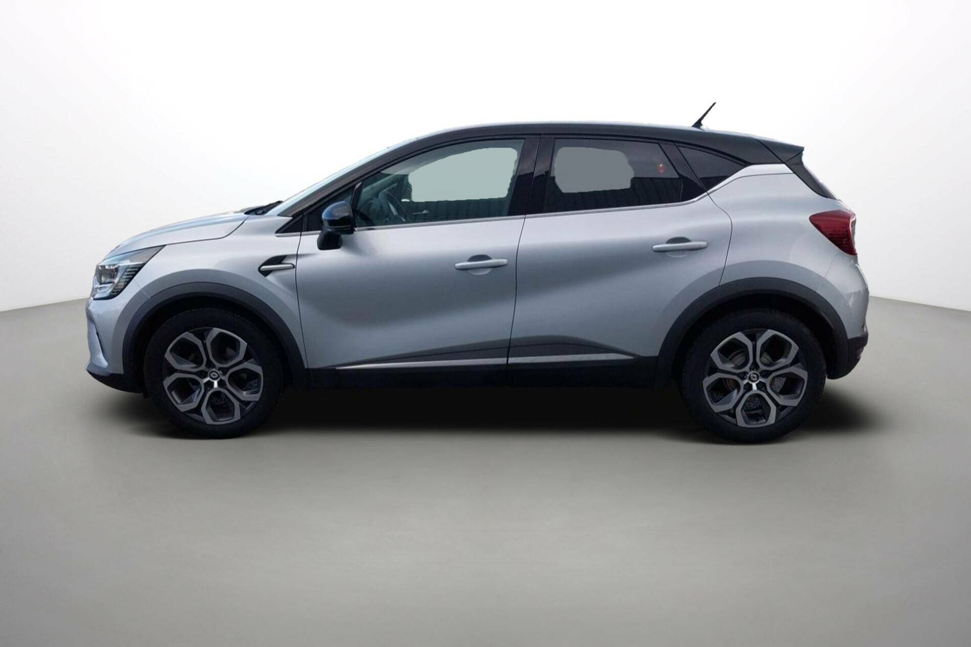Vente en ligne Renault Captur  TCe 140 - 21 au prix de 17 999 €