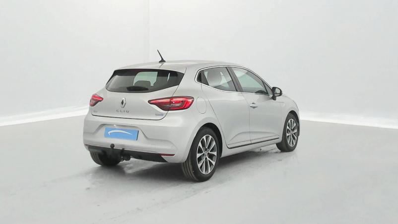 Vente en ligne Renault Clio 5 Clio E-Tech 140 au prix de 17 890 €