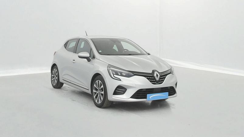 Vente en ligne Renault Clio 5 Clio E-Tech 140 au prix de 17 890 €