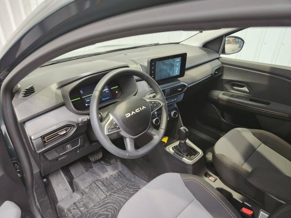 Vente en ligne Dacia Jogger  Hybrid 140 7 places GSR2 au prix de 28 150 €