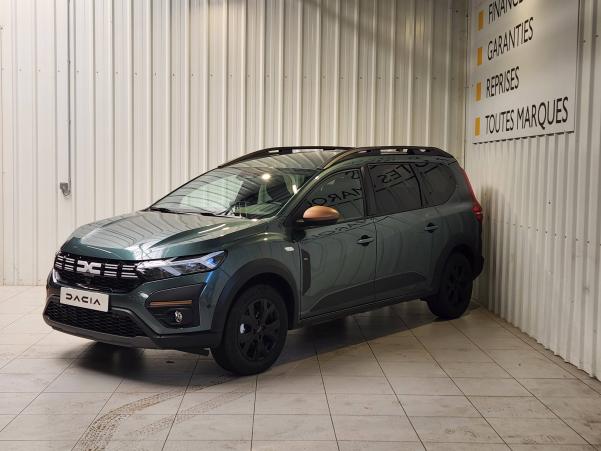 Vente en ligne Dacia Jogger  Hybrid 140 7 places GSR2 au prix de 28 150 €