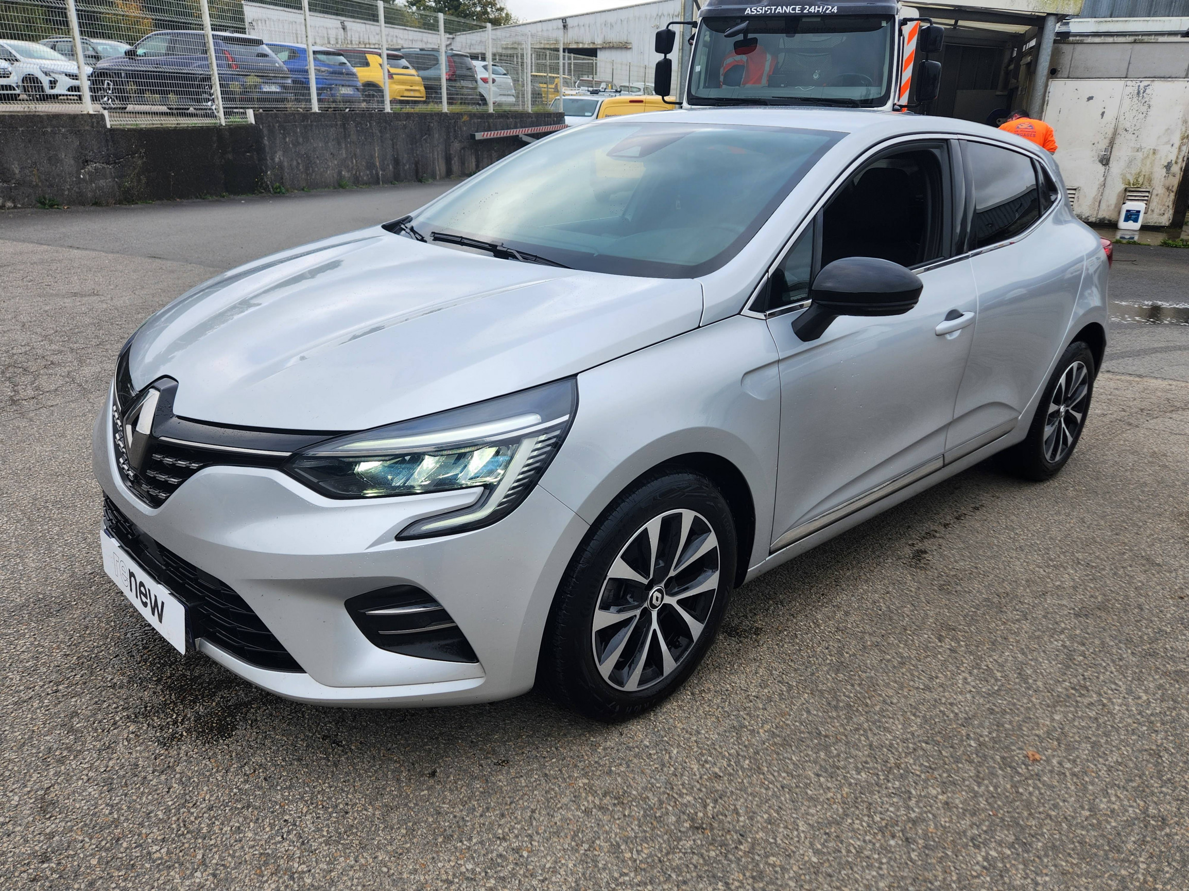 Renault Clio 5 Clio TCe 90 occasion de 2023 en vente à Morlaix