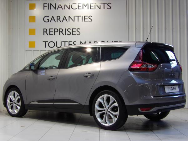 Vente en ligne Renault Grand Scenic 4 Grand Scenic Blue dCi 120 au prix de 14 890 €