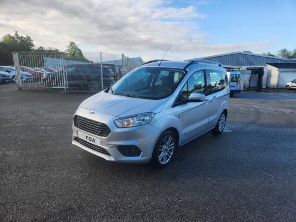 Vente en ligne Ford Tourneo Courier  1.0 E 100 BV6 S&S au prix de 11 499 €