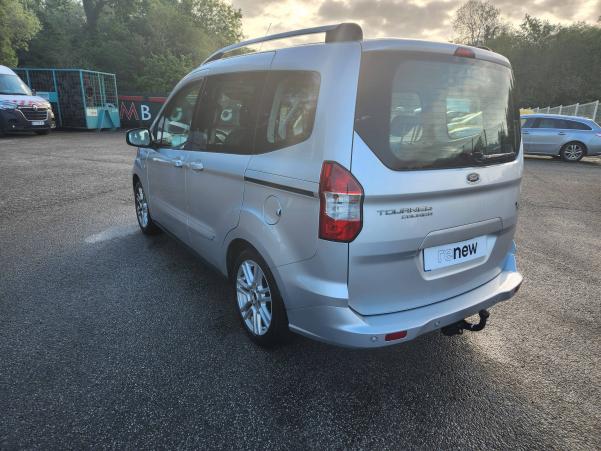 Vente en ligne Ford Tourneo Courier  1.0 E 100 BV6 S&S au prix de 11 499 €