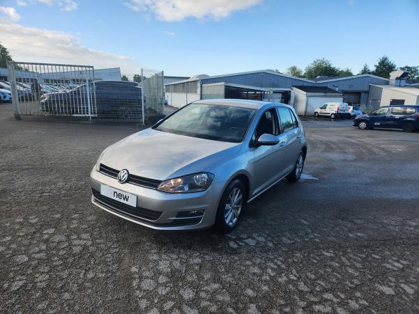 Vente en ligne Volkswagen Golf  1.6 TDI 110 BlueMotion Technology FAP au prix de 12 999 €