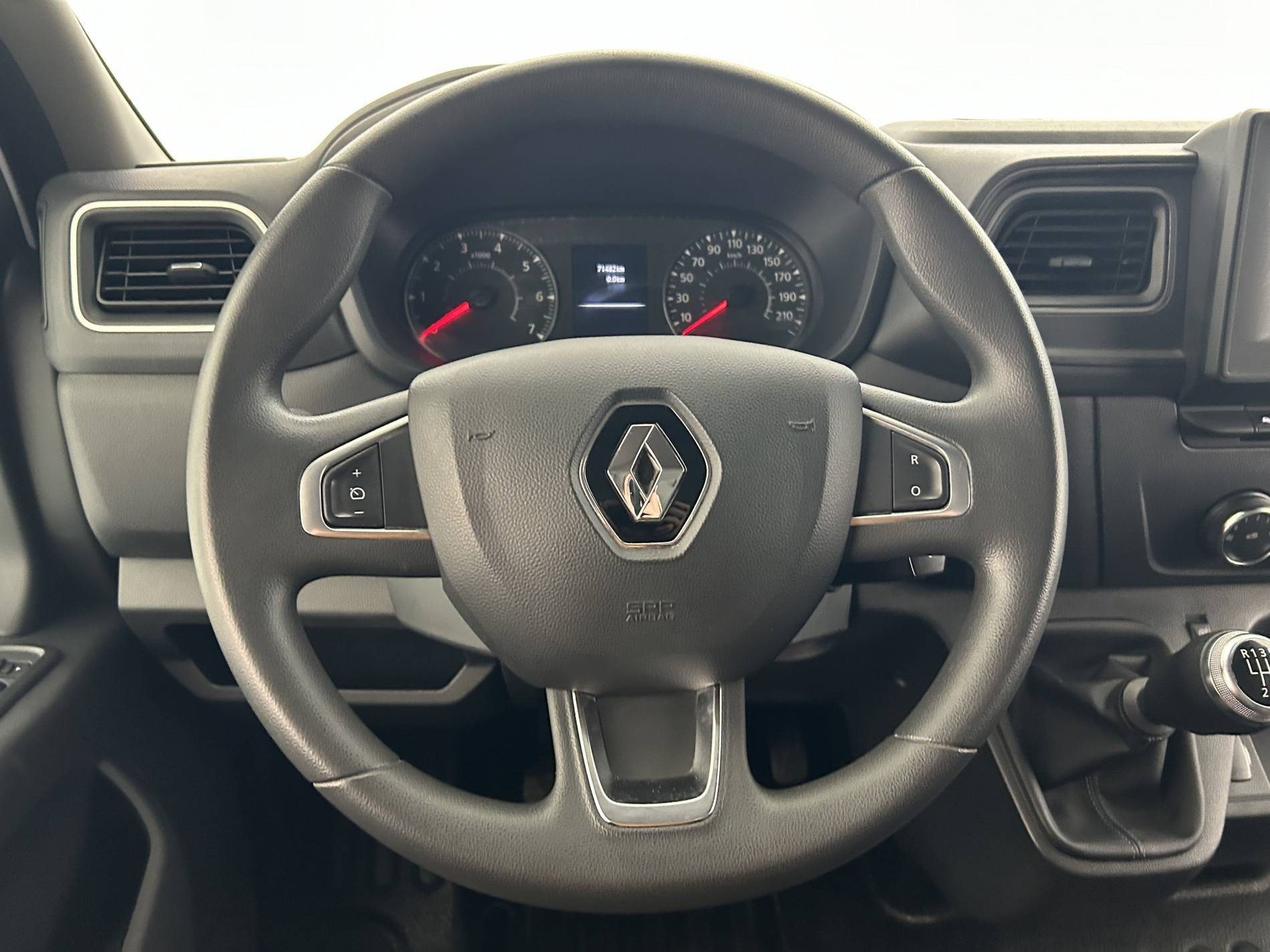 Vente en ligne Renault Master Fourgon MASTER FGN TRAC F3300 L2H2 ENERGY DCI 150 au prix de 22 890 €