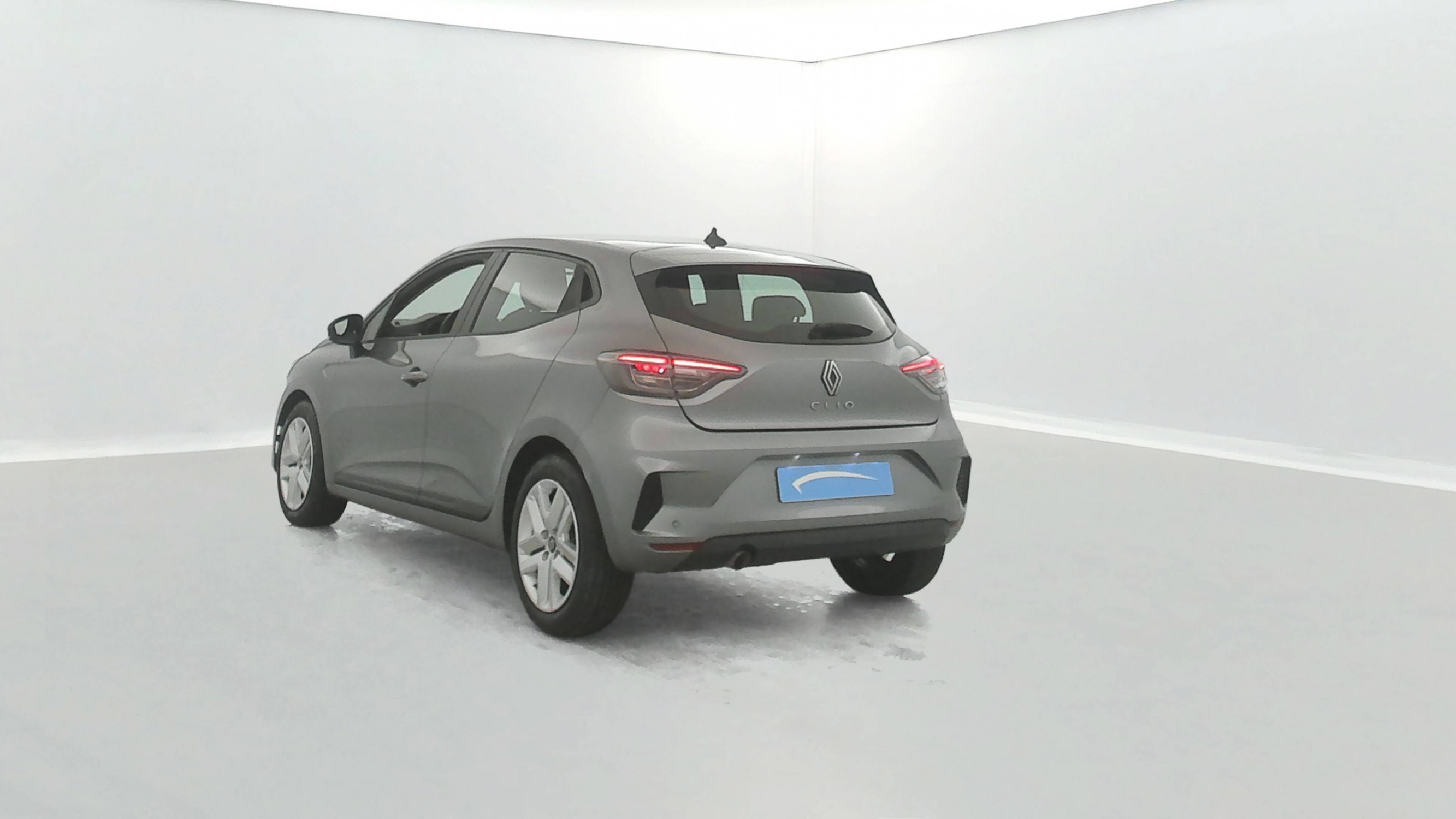 Vente en ligne Renault Clio 5 Clio TCe 90 au prix de 16 599 €