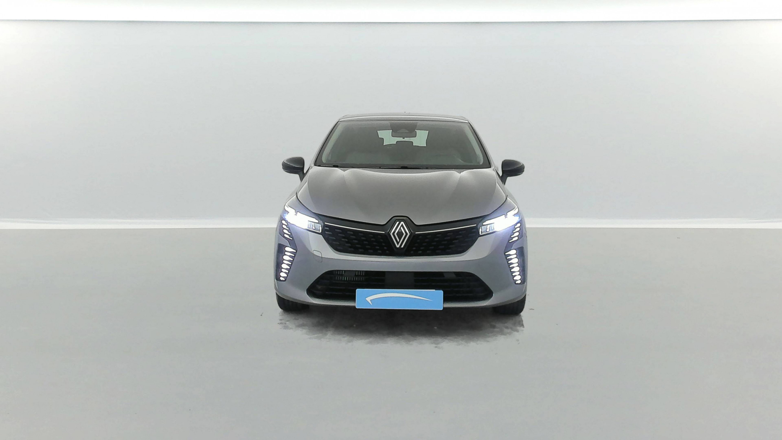 Vente en ligne Renault Clio 5 Clio TCe 90 au prix de 16 599 €