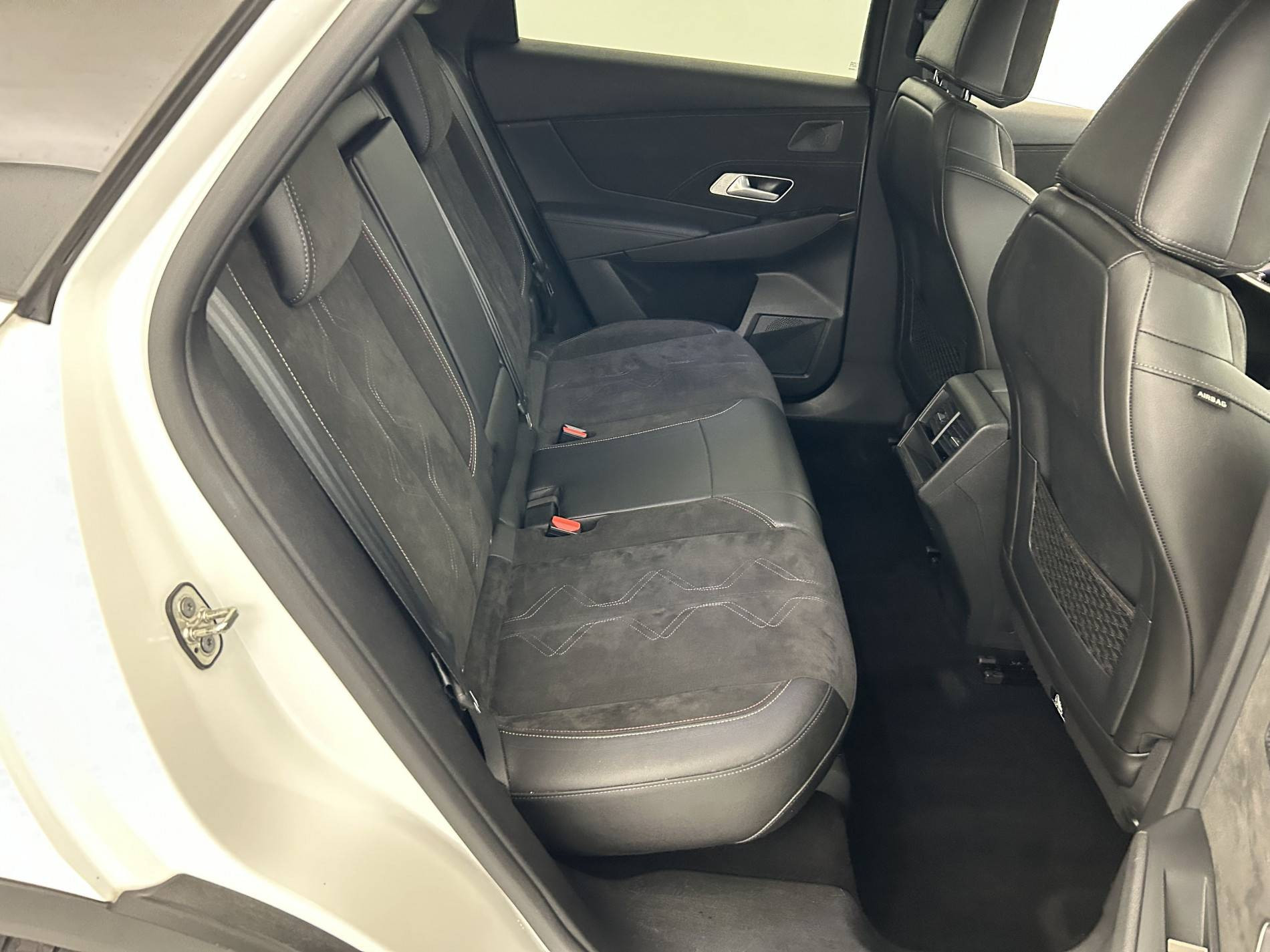 Vente en ligne Ds DS7 Crossback  BlueHDi 130 EAT8 au prix de 21 890 €