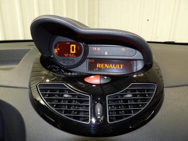 Vente en ligne Renault Twingo 2  1.2 16v 75 eco2 au prix de 7 850 €