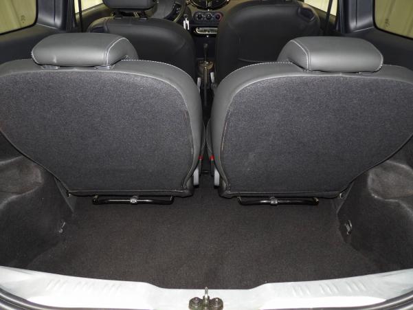 Vente en ligne Renault Twingo 2  1.2 16v 75 eco2 au prix de 7 850 €