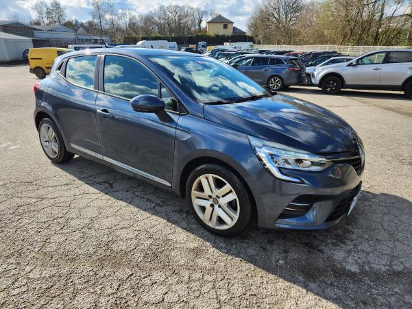 Vente en ligne Renault Clio 5 Clio TCe 100 au prix de 13 499 €