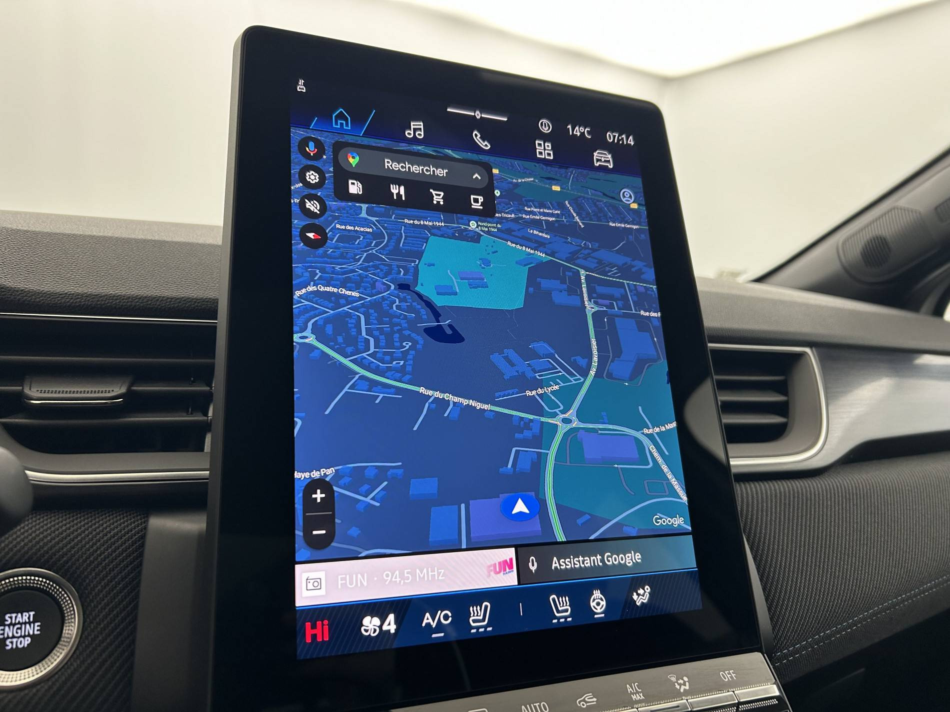 Vente en ligne Renault Symbioz  E-Tech full hybrid 145 au prix de 32 890 €