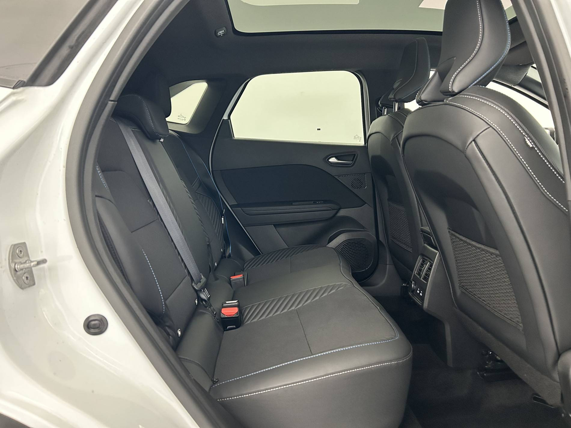 Vente en ligne Renault Symbioz  E-Tech full hybrid 145 au prix de 32 890 €