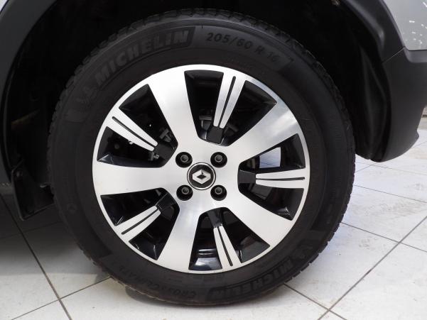 Vente en ligne Renault Captur Captur dCi 90 E6C au prix de 13 890 €