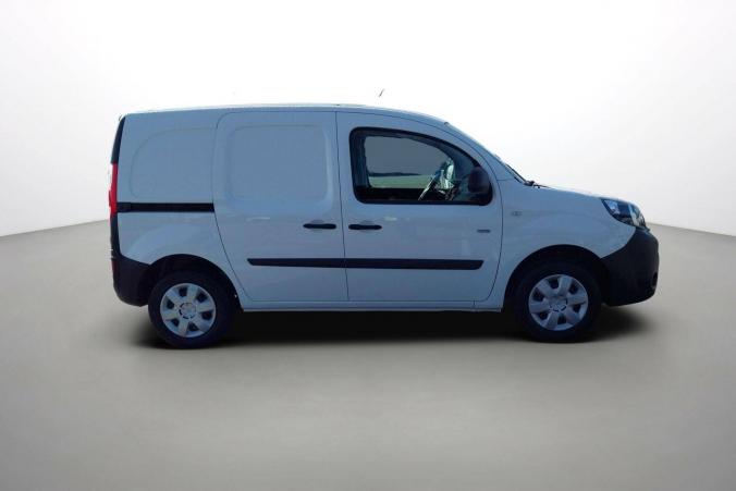 Vente en ligne Renault Kangoo E-Tech KANGOO ELECTRIQUE ACHAT INTEGRAL au prix de 15 999 €