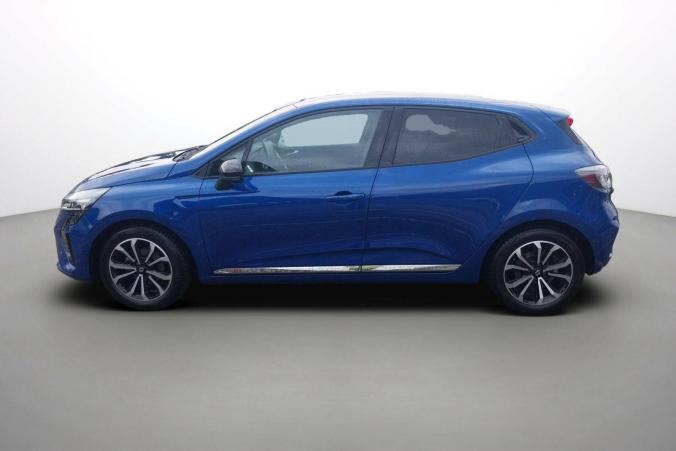 Vente en ligne Renault Clio 5 Clio TCe 90 au prix de 18 299 €