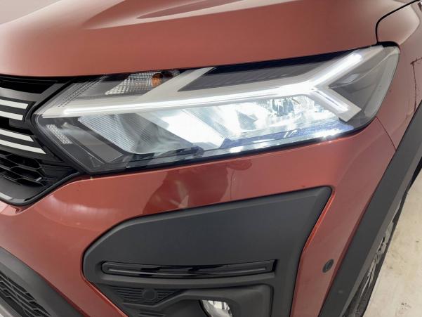 Vente en ligne Dacia Jogger  TCe 110 7 places au prix de 19 390 €