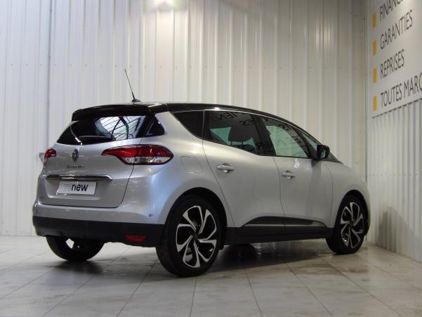 Vente en ligne Renault Scenic 4 Scenic Blue dCi 120 au prix de 17 999 €