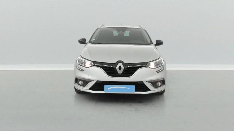 Vente en ligne Renault Megane 4 Estate Mégane IV Estate TCe 140 FAP au prix de 16 390 €