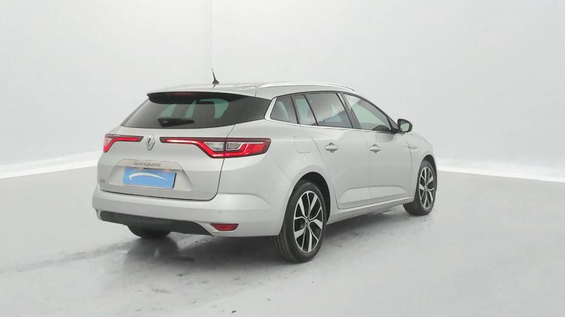 Vente en ligne Renault Megane 4 Estate Mégane IV Estate TCe 140 FAP au prix de 16 390 €