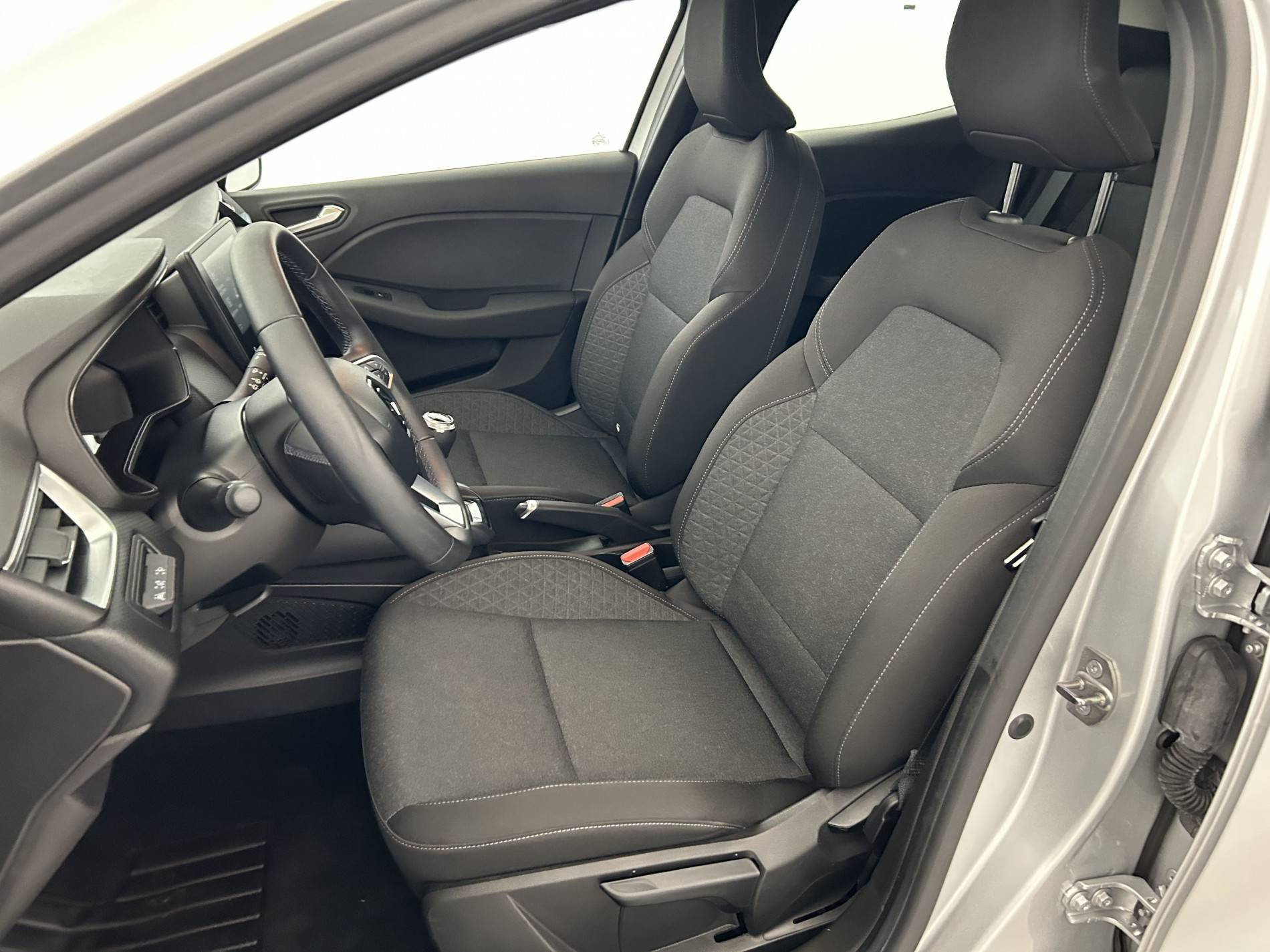 Vente en ligne Renault Clio 5 Clio TCe 90 au prix de 14 950 €