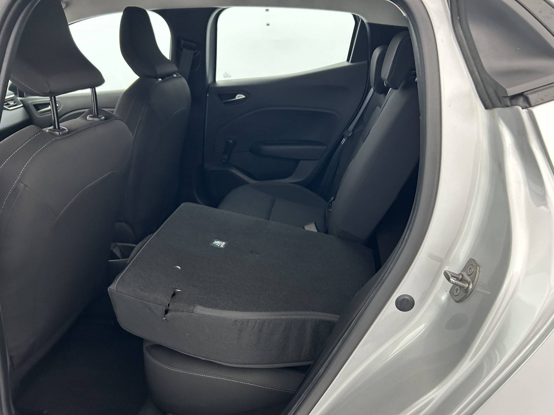 Vente en ligne Renault Clio 5 Clio TCe 90 au prix de 14 950 €