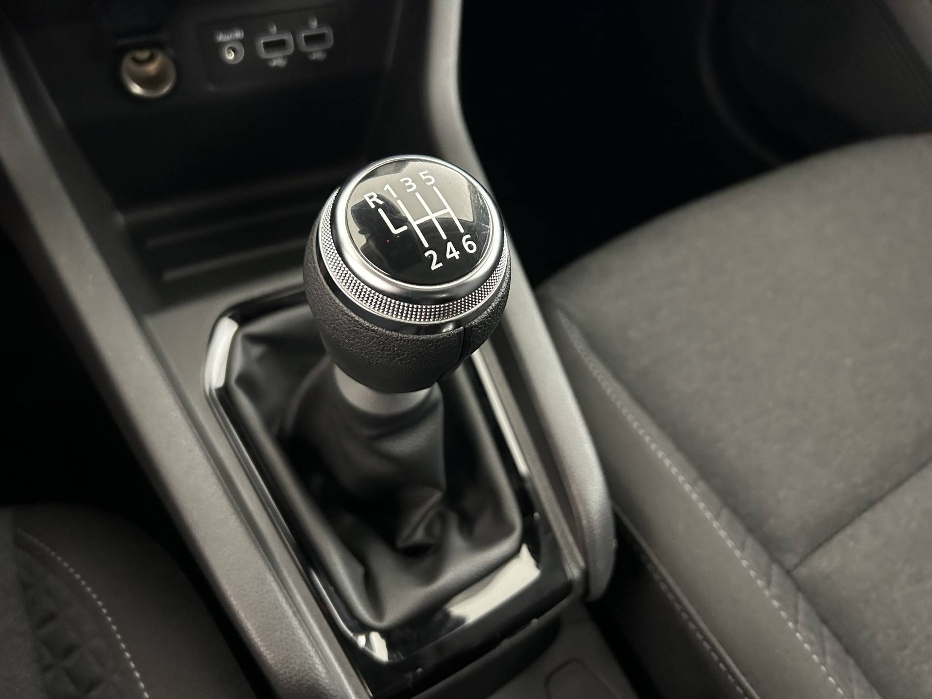 Vente en ligne Renault Clio 5 Clio TCe 90 au prix de 14 950 €